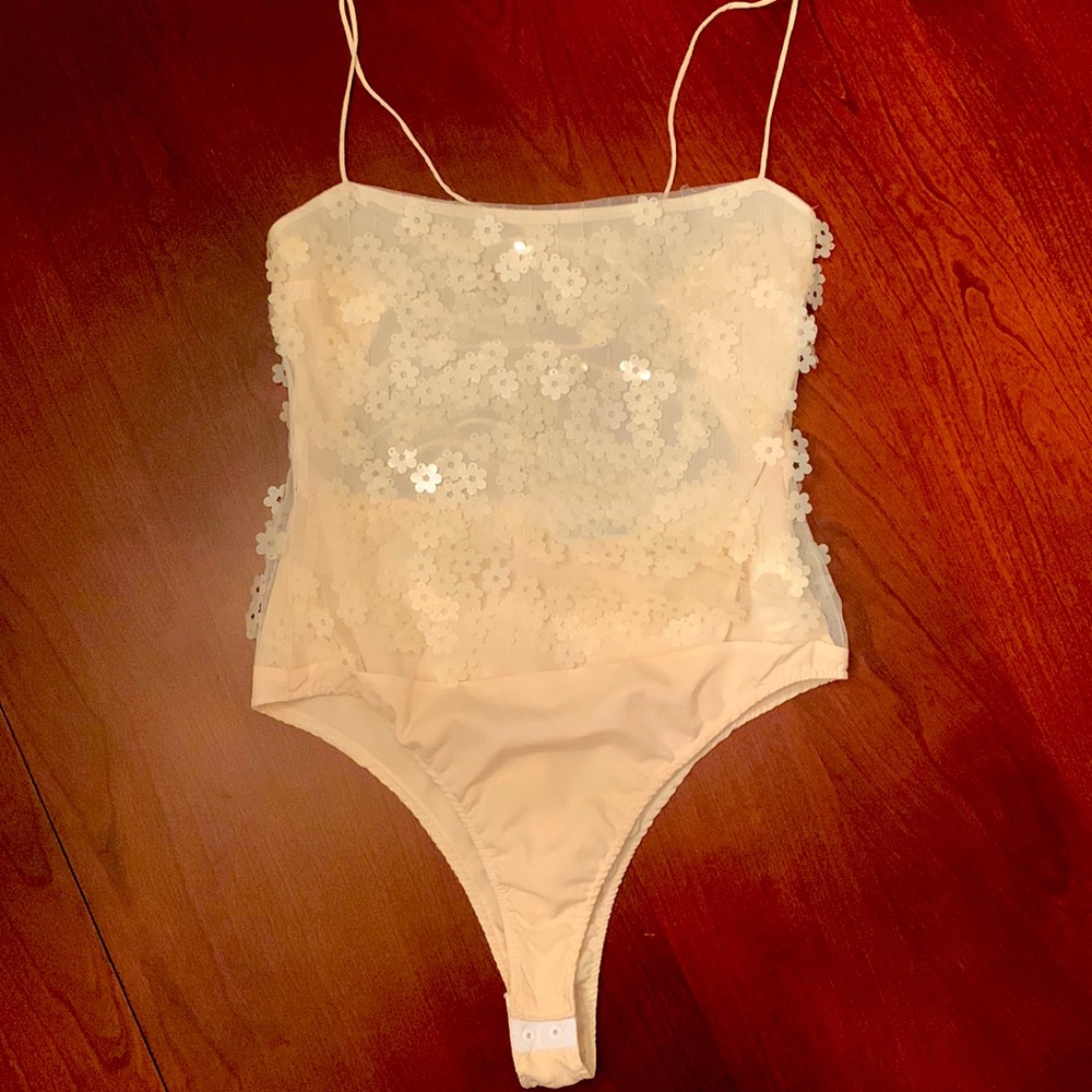 Zara Bodysuit Cream and sequins. Brand New with tags. Size M